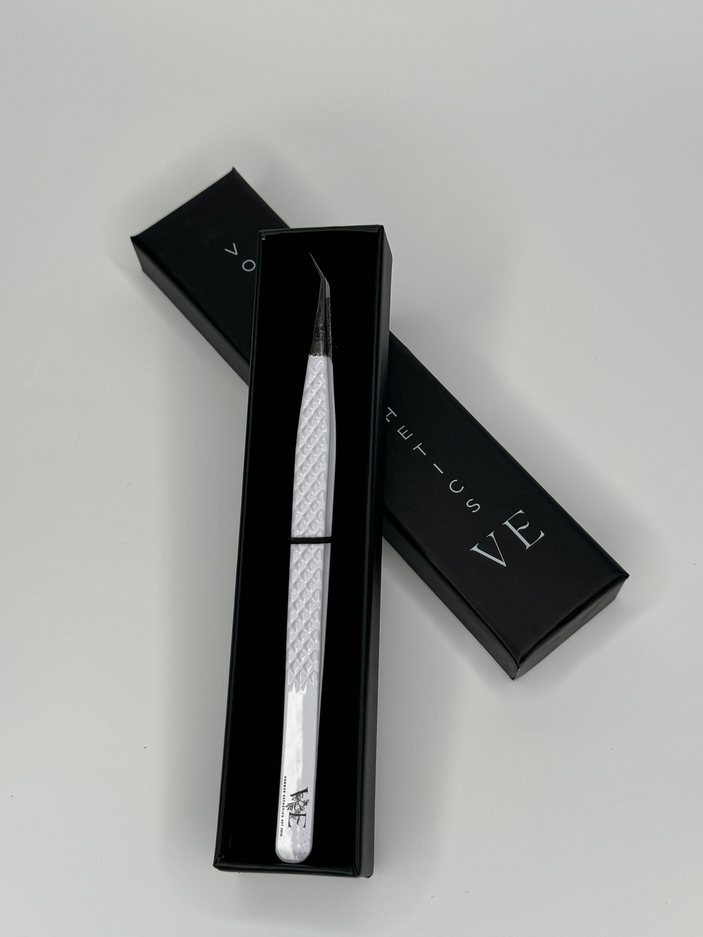 Isolation Lash Tweezer